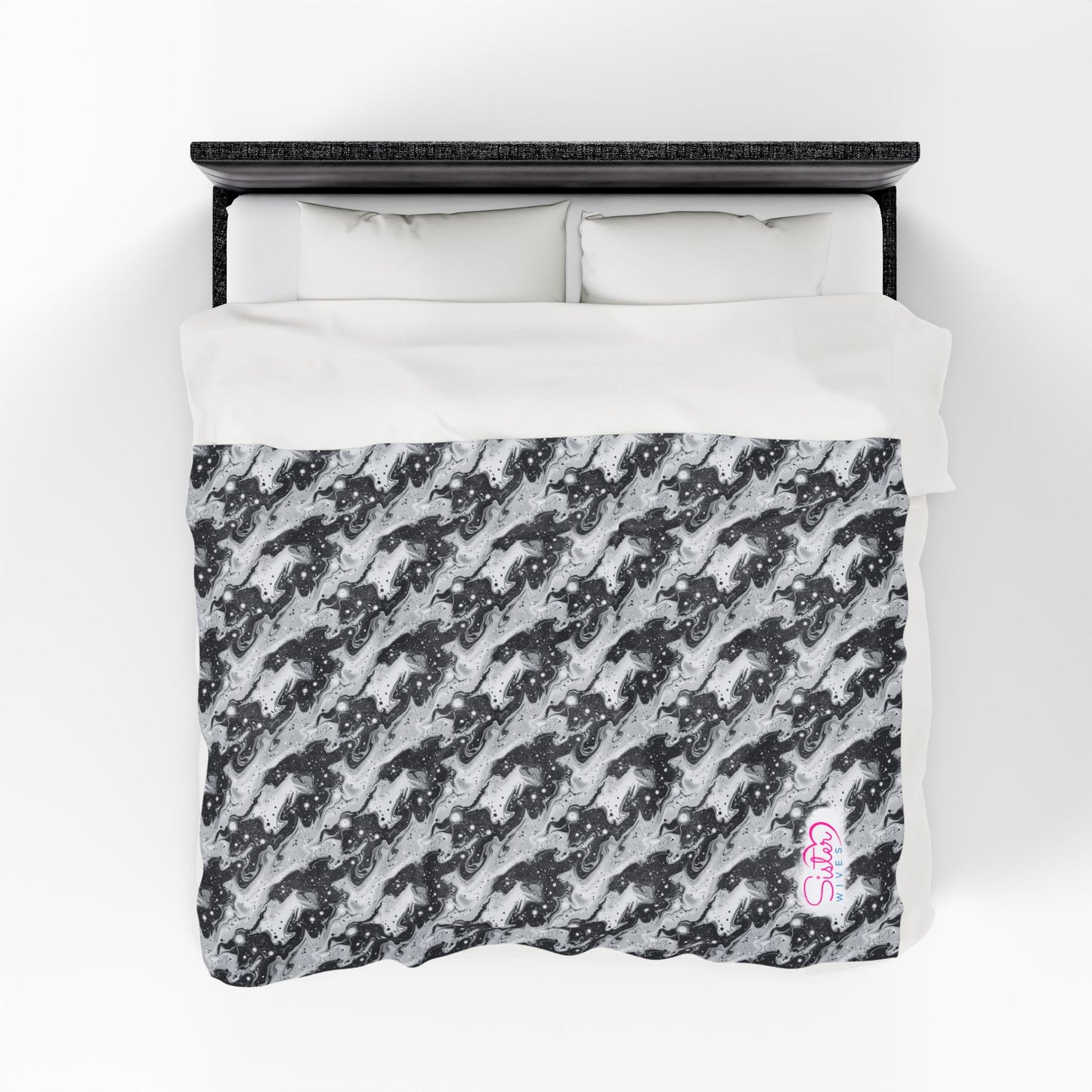 Sister Wives Black & White Cozy Velveteen Plush Blanket for Comfort & Warmth, Great for Home Decor, Gifts, Living Room, Couch, Bedroom