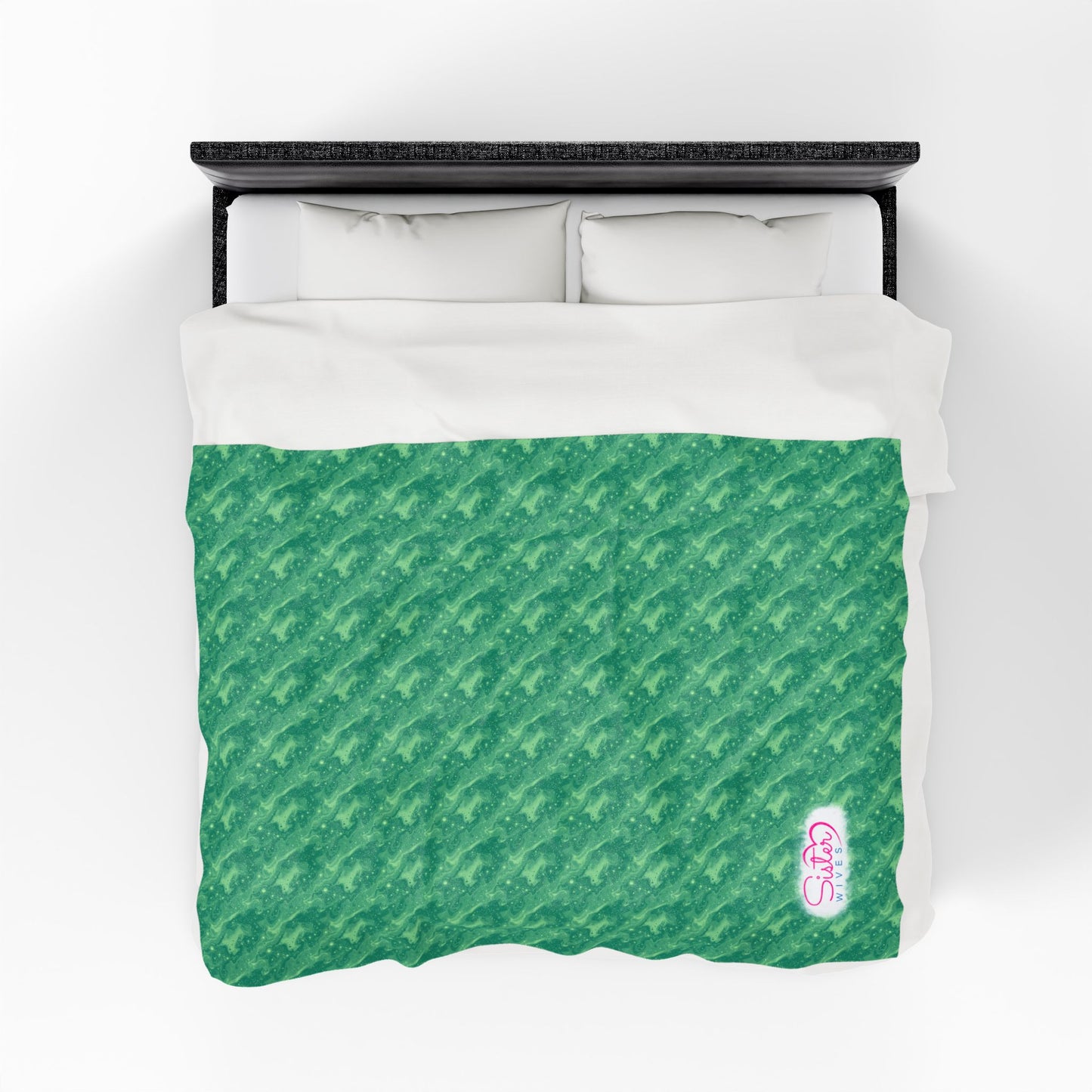 Sister Wives Green Oil Slick Cozy Velveteen Plush Blanket for Comfort & Warmth, Great for Home Decor, Gifts, Living Room, Couch, Bedroom