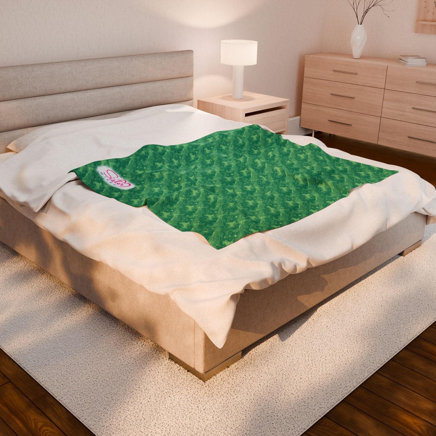 Sister Wives Green Oil Slick Cozy Velveteen Plush Blanket for Comfort & Warmth, Great for Home Decor, Gifts, Living Room, Couch, Bedroom