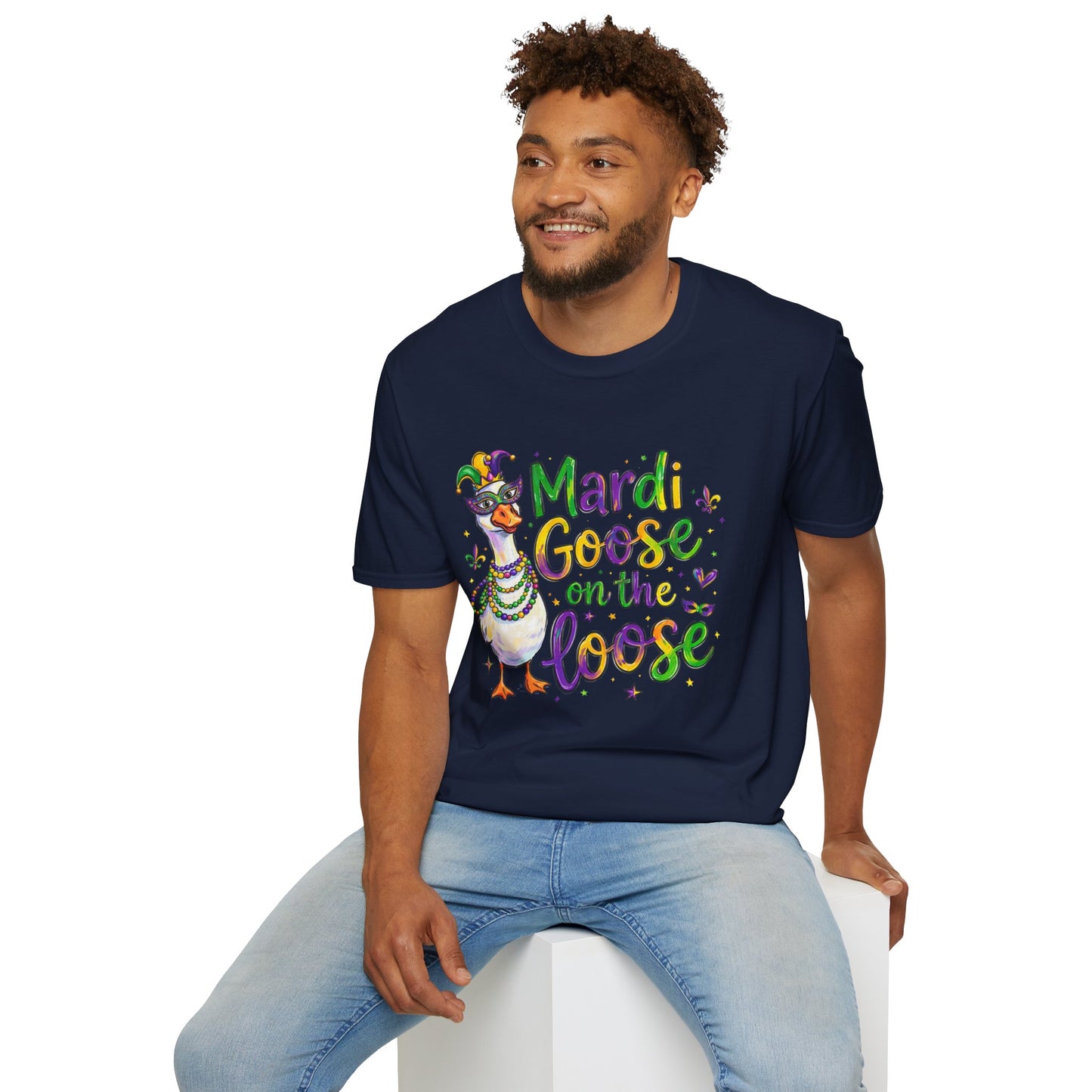 Mardi Goose on the Loose Shirt – Funny Mardi Gras Goose T-Shirt, Polyamory ENM Non-Monogamy Carnival Tee, Unisex Gildan 64000