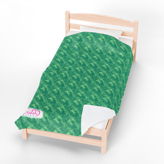 Sister Wives Green Oil Slick Cozy Velveteen Plush Blanket for Comfort & Warmth, Great for Home Decor, Gifts, Living Room, Couch, Bedroom