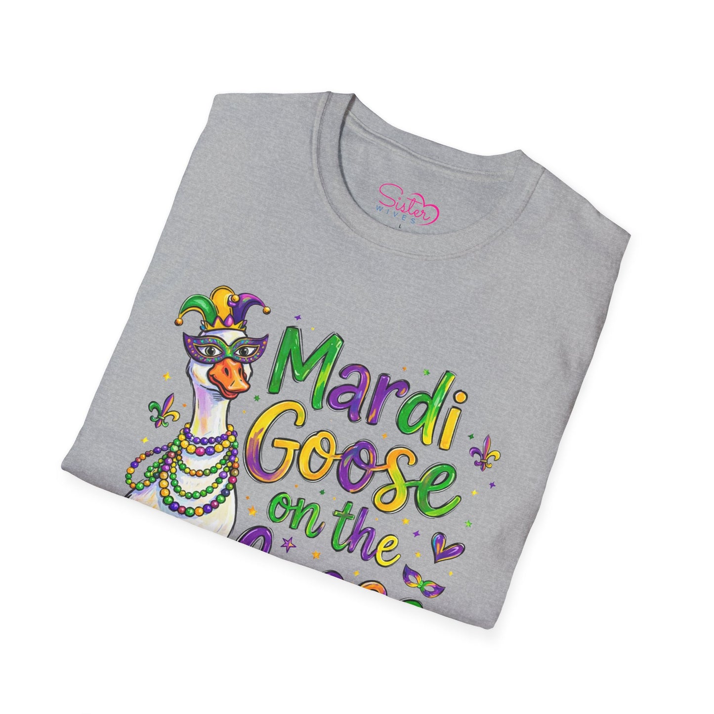 Mardi Goose on the Loose Shirt – Funny Mardi Gras Goose T-Shirt, Polyamory ENM Non-Monogamy Carnival Tee, Unisex Gildan 64000