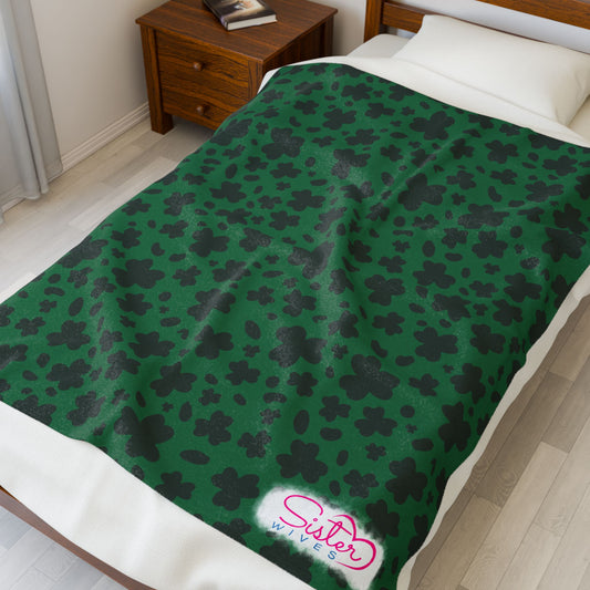 Leopard Print Shamrock Throw Blanket St. Patty’s Day Home Decor Polyamory Sisterwives ENM Friendly Home Decor | Swinger Lifestyle Cozy Blanket