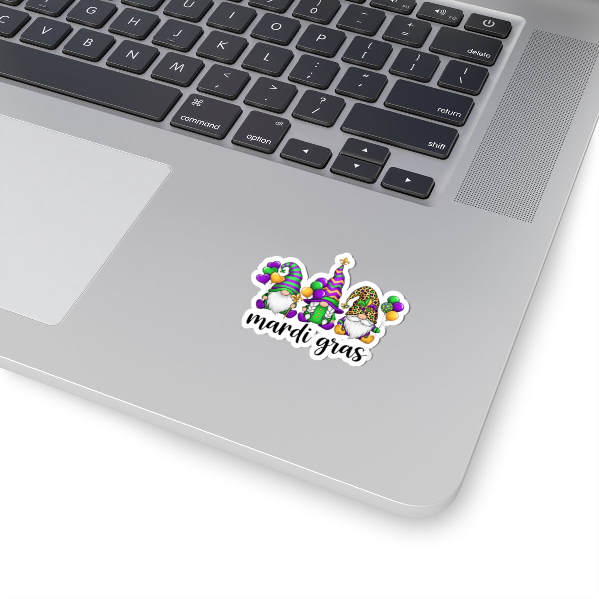 Mardi Gras Throuple Gnomes Kiss-Cut Sticker | Polyamory ENM Pride Vinyl Decal | Chosen Family Gnome Sticker | Mardi Gras Laptop Sticker