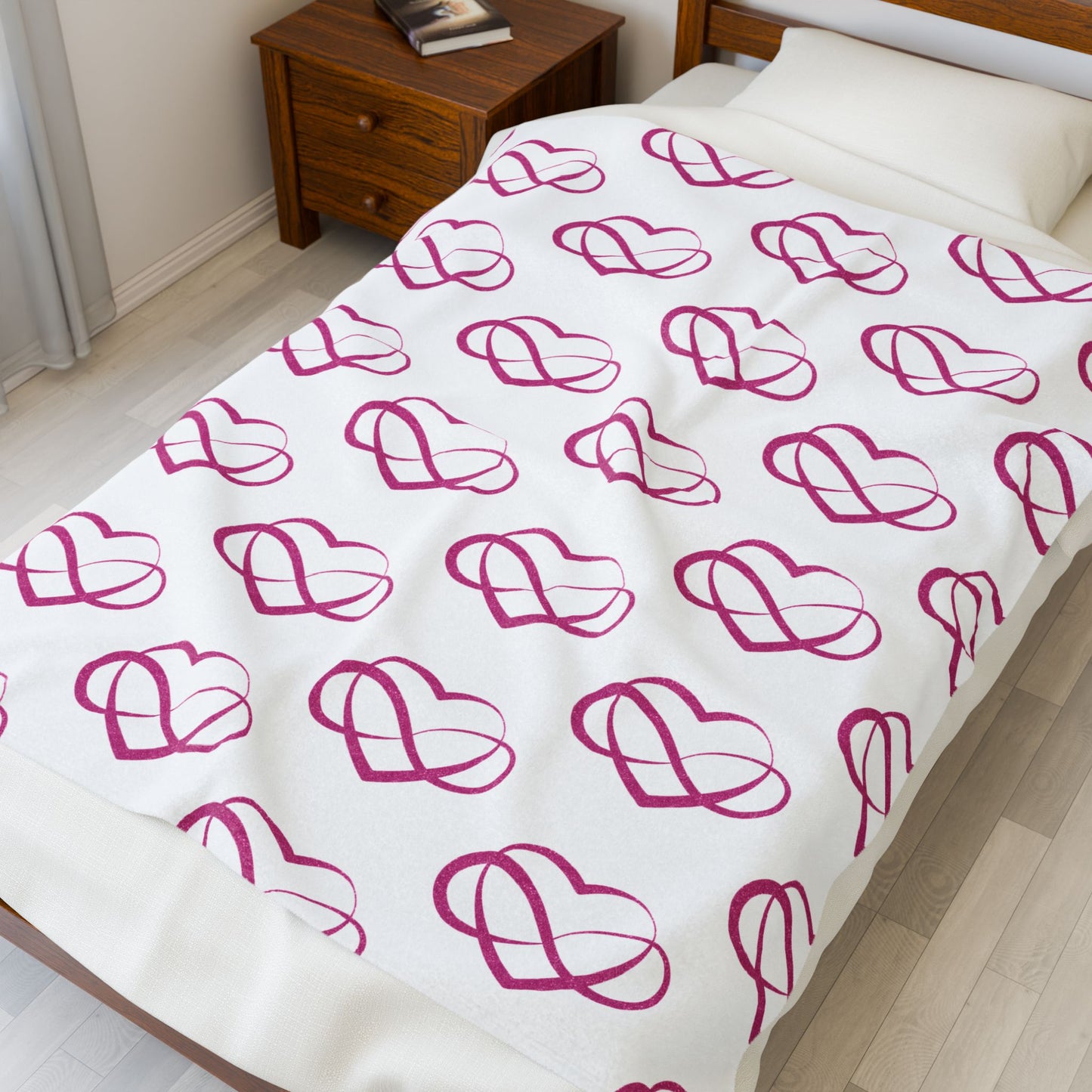 Pink Polyamory Heart Blanket – Soft Ethical Non-Monogamy Plush Throw | Cozy Poly Pride Bedding & Home Decor