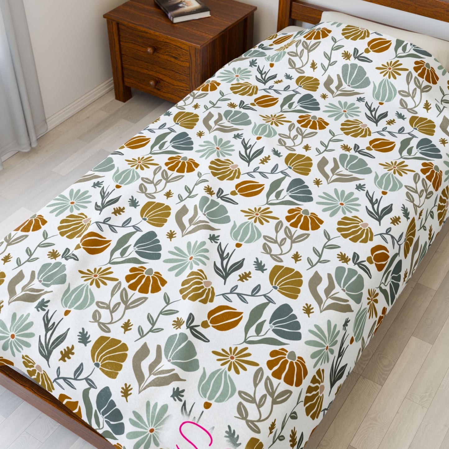 Boho Floral Throw Blanket – Cozy Botanical Home Decor | Polyamory & ENM Friendly