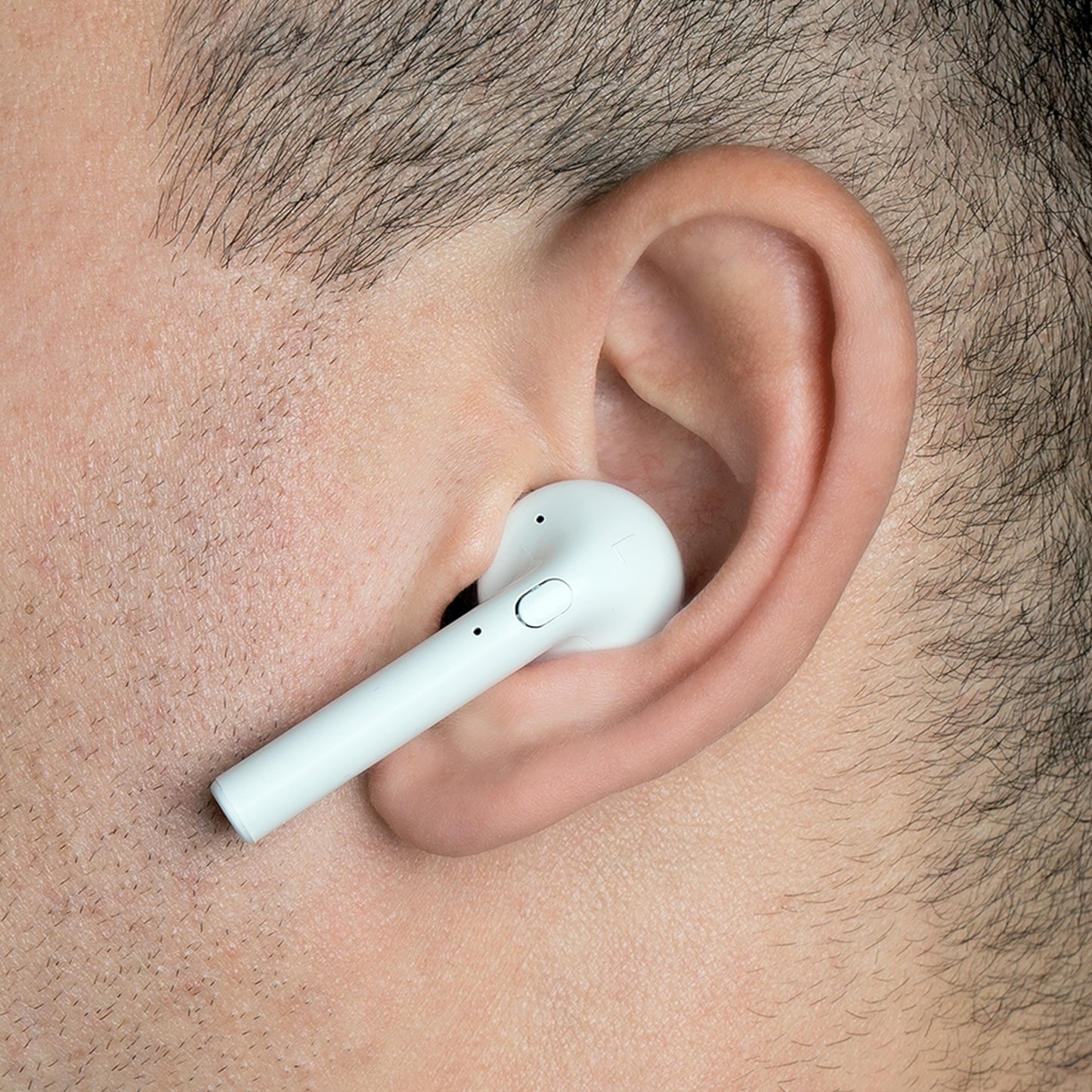 Feral Wife Wireless Earbuds – Funny Wife Humor Bluetooth Earbuds | Essos True Wireless Earbuds with Charging Case