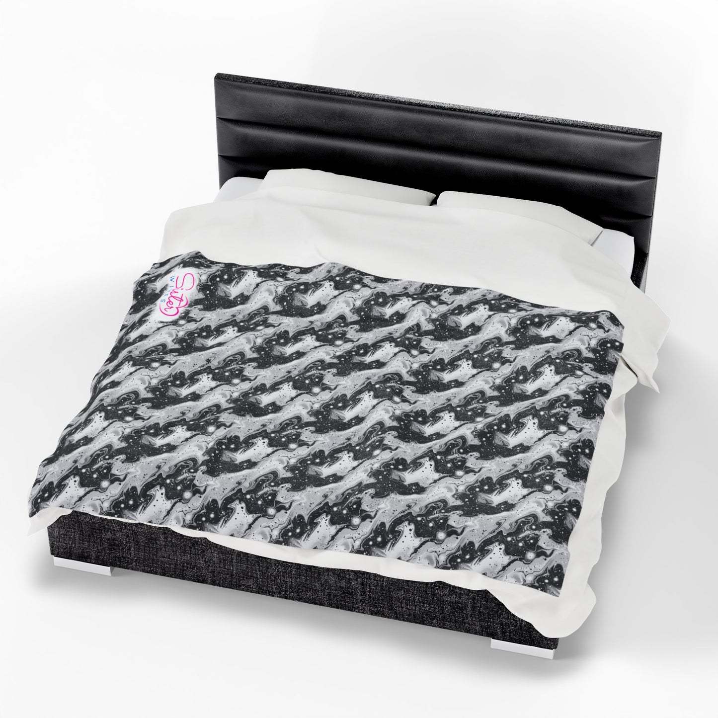 Sister Wives Black & White Cozy Velveteen Plush Blanket for Comfort & Warmth, Great for Home Decor, Gifts, Living Room, Couch, Bedroom