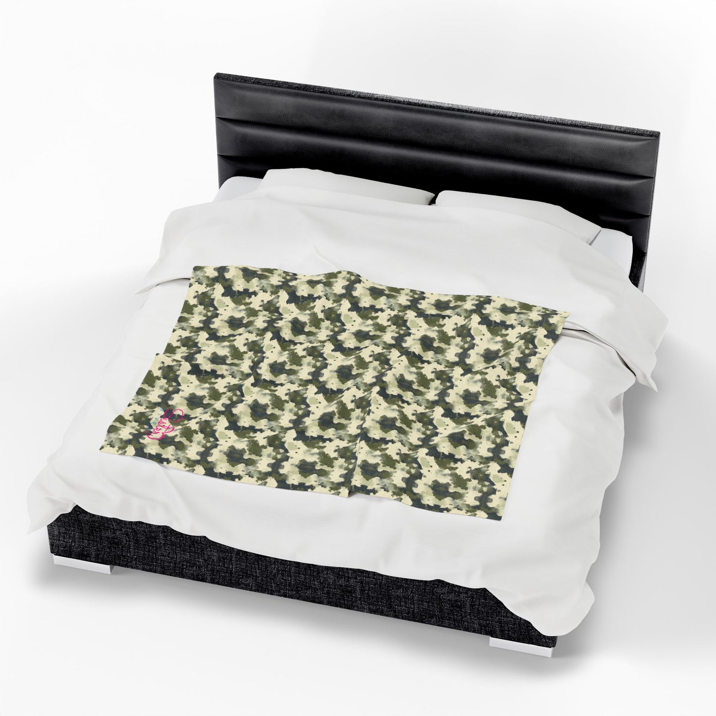 Green Camo Plush Blanket | Polyamory & ENM Cozy Throw | Chosen Family Velveteen Blanket | Soft Camo Home Decor