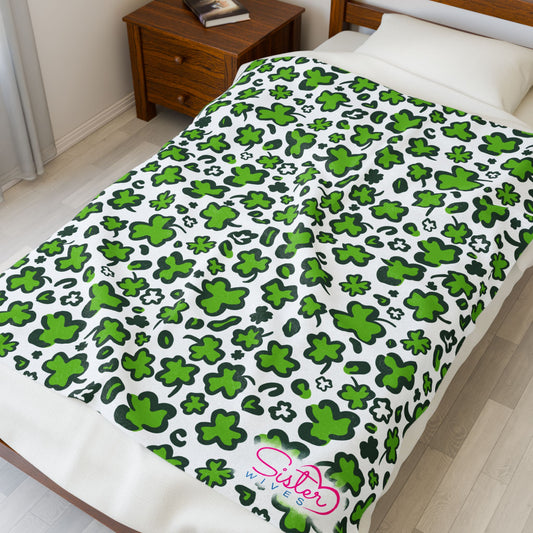 Leopard Print Shamrock Throw Blanket St. Patty’s Day Home Decor Polyamory Sisterwives ENM Friendly Home Decor | Swinger Lifestyle Cozy Blanket