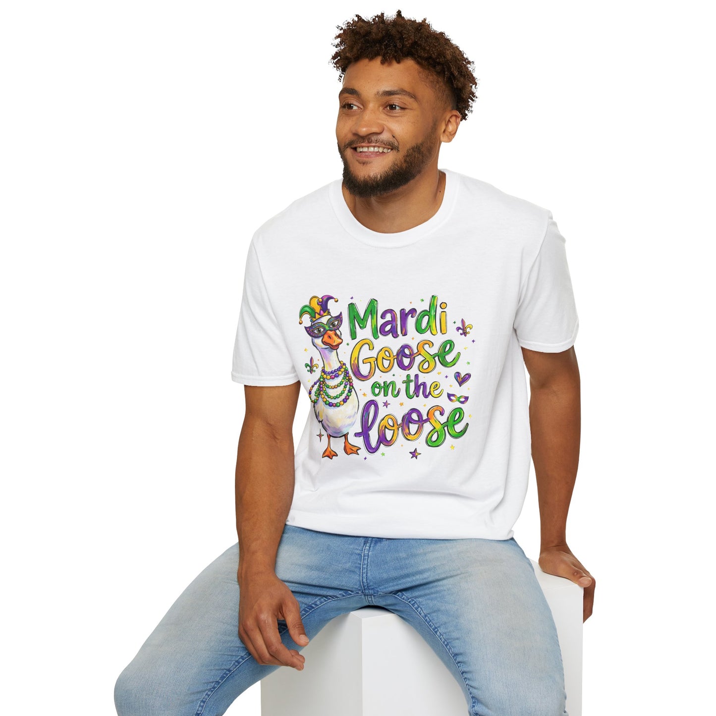Mardi Goose on the Loose Shirt – Funny Mardi Gras Goose T-Shirt, Polyamory ENM Non-Monogamy Carnival Tee, Unisex Gildan 64000