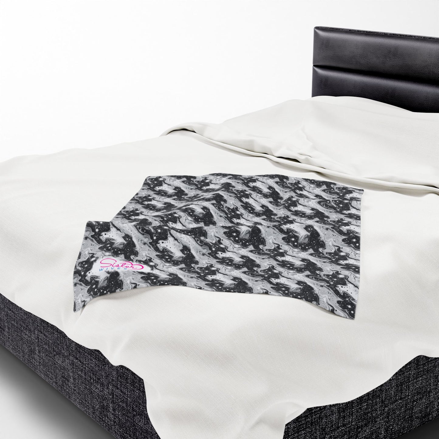 Sister Wives Black & White Cozy Velveteen Plush Blanket for Comfort & Warmth, Great for Home Decor, Gifts, Living Room, Couch, Bedroom