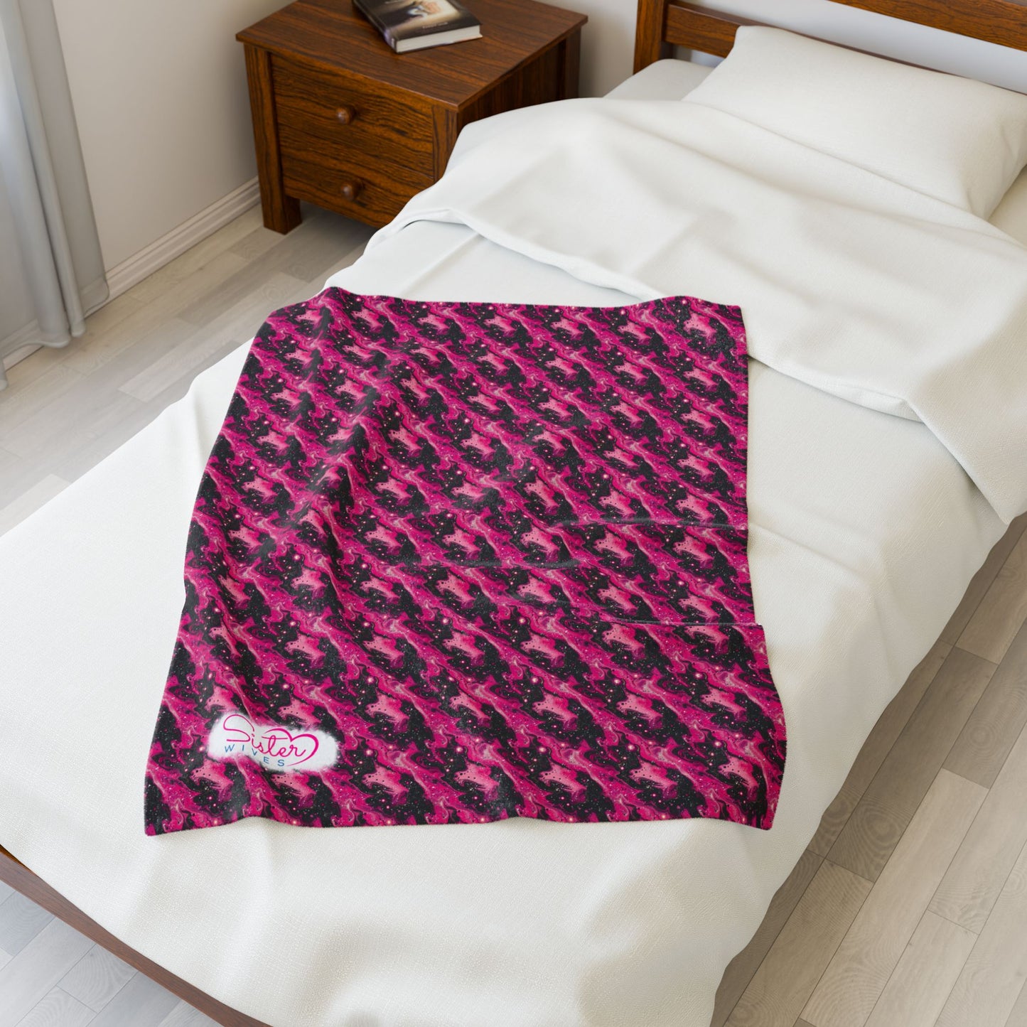 Sister Wives Cozy Velveteen Plush Blanket for Comfort & Warmth, Great for Home Decor, Gifts, Living Room, Couch, Bedroom